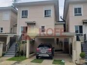 Casa / Sobrado em Condomínio para Locação em Cotia/SP...