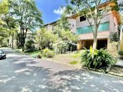 Casa / Sobrado em Condomínio para Locação em Cotia/SP...