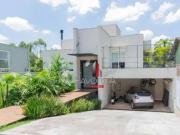 Casa / Sobrado em Condomínio para Locação em Cotia/SP...