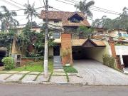 Casa / Sobrado em Condomínio para Locação em Cotia/SP...