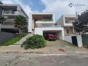 Casa / Sobrado em Condomínio para Locação em Cotia/SP...