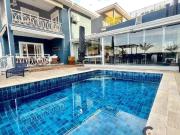 Casa / Sobrado em Condomínio para Locação em Cotia/SP...