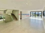 Casa / Sobrado em Condomínio para Locação em Cotia/SP...