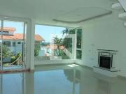 Casa / Sobrado em Condomínio para Locação em Cotia/SP...