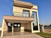 Casa / Sobrado em Condomínio para Locação em Cuiabá/MT...