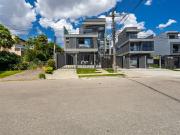 Casa / Sobrado em Condomínio para Locação em Curitiba/PR...