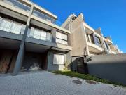 Casa / Sobrado em Condomínio para Locação em Curitiba/PR...