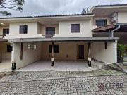 Casa / Sobrado em Condomínio para Locação em Curitiba/PR...