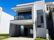 Casa / Sobrado em Condomínio para Locação em Curitiba/PR...