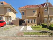 Casa / Sobrado em Condomínio para Locação em Curitiba/PR...