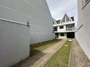 Casa / Sobrado em Condomínio para Locação em Curitiba/PR...