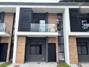 Casa / Sobrado em Condomínio para Locação em Curitiba/PR...