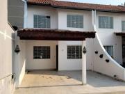 Casa / Sobrado em Condomínio para Locação em Curitiba/PR...