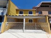 Casa / Sobrado em Condomínio para Locação em Curitiba/PR...