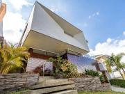 Casa / Sobrado em Condomínio para Locação em Curitiba/PR...