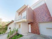Casa / Sobrado em Condomínio para Locação em Curitiba/PR...