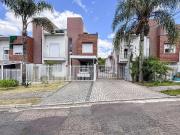 Casa / Sobrado em Condomínio para Locação em Curitiba/PR...