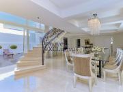 Casa / Sobrado em Condomínio para Locação em Curitiba/PR...