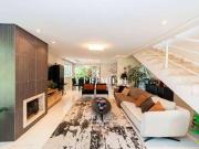 Casa / Sobrado em Condomínio para Locação em Curitiba/PR...