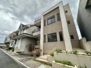Casa / Sobrado em Condomínio para Locação em Curitiba/PR...