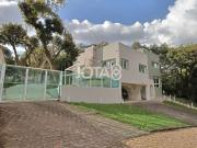 Casa / Sobrado em Condomínio para Locação em Curitiba/PR...