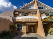 Casa / Sobrado em Condomínio para Locação em Curitiba/PR...