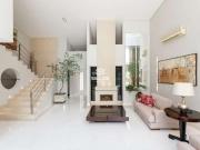 Casa / Sobrado em Condomínio para Locação em Curitiba/PR...