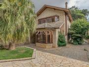 Casa / Sobrado em Condomínio para Locação em Curitiba/PR...