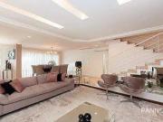 Casa / Sobrado em Condomínio para Locação em Curitiba/PR...