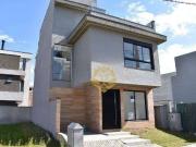 Casa / Sobrado em Condomínio para Locação em Curitiba/PR...