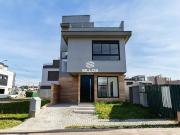 Casa / Sobrado em Condomínio para Locação em Curitiba/PR...