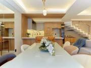 Casa / Sobrado em Condomínio para Locação em Curitiba/PR...