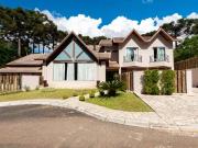 Casa / Sobrado em Condomínio para Locação em Curitiba/PR...