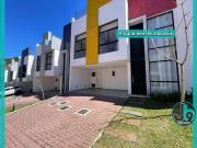 Casa / Sobrado em Condomínio para Locação em Curitiba/PR...