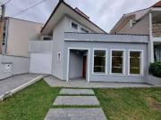 Casa / Sobrado em Condomínio para Locação em Curitiba/PR...