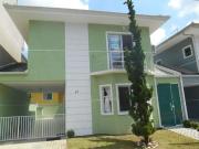 Casa / Sobrado em Condomínio para Locação em Curitiba/PR...