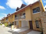 Casa / Sobrado em Condomínio para Locação em Curitiba/PR...