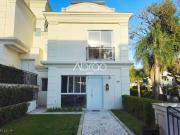 Casa / Sobrado em Condomínio para Locação em Curitiba/PR...