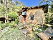 Casa / Sobrado em Condomínio para Locação em Embu das...