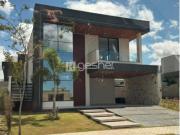 Casa / Sobrado em Condomínio para Locação em Eusébio/CE...
