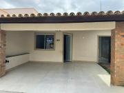 Casa / Sobrado em Condomínio para Locação em Feira de...