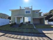 Casa / Sobrado em Condomínio para Locação em...