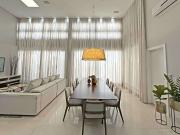 Casa / Sobrado em Condomínio para Locação em Goiânia/GO...