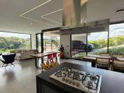 Casa / Sobrado em Condomínio para Locação em Goiânia/GO...