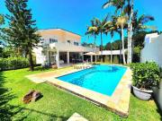 Casa / Sobrado em Condomínio para Locação em Guarujá/SP...