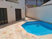 Casa / Sobrado em Condomínio para Locação em Guarujá/SP...