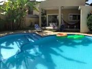 Casa / Sobrado em Condomínio para Locação em Guarujá/SP...