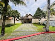 Casa / Sobrado em Condomínio para Locação em Guarujá/SP...