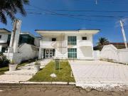 Casa / Sobrado em Condomínio para Locação em Guarujá/SP...