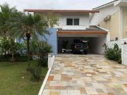 Casa / Sobrado em Condomínio para Locação em Guarujá/SP...
